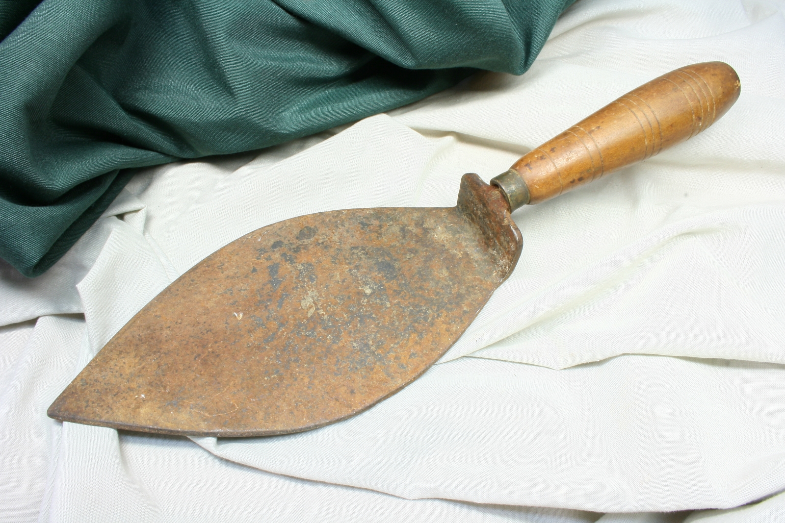 Antiques of palette work n317