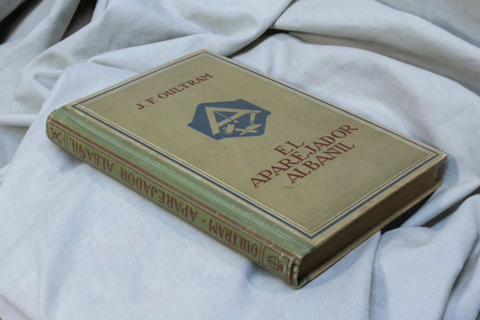 Antiques of book the mason bricklayer oultram 1944