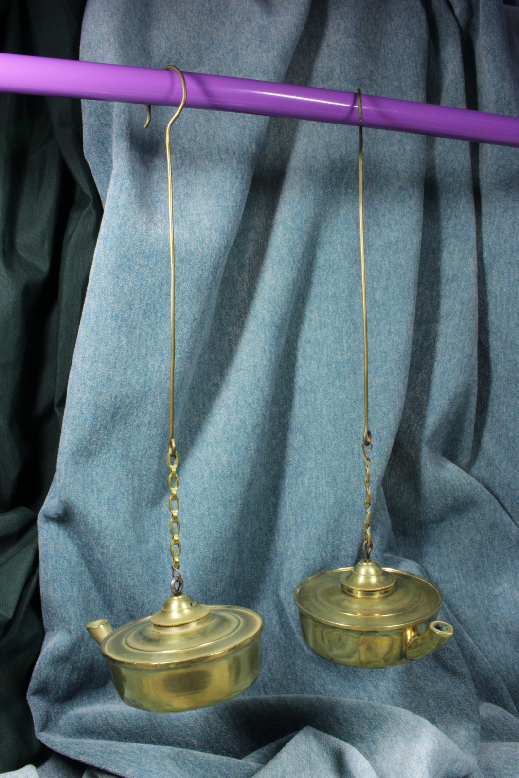 Antiques of couple hanging lamps