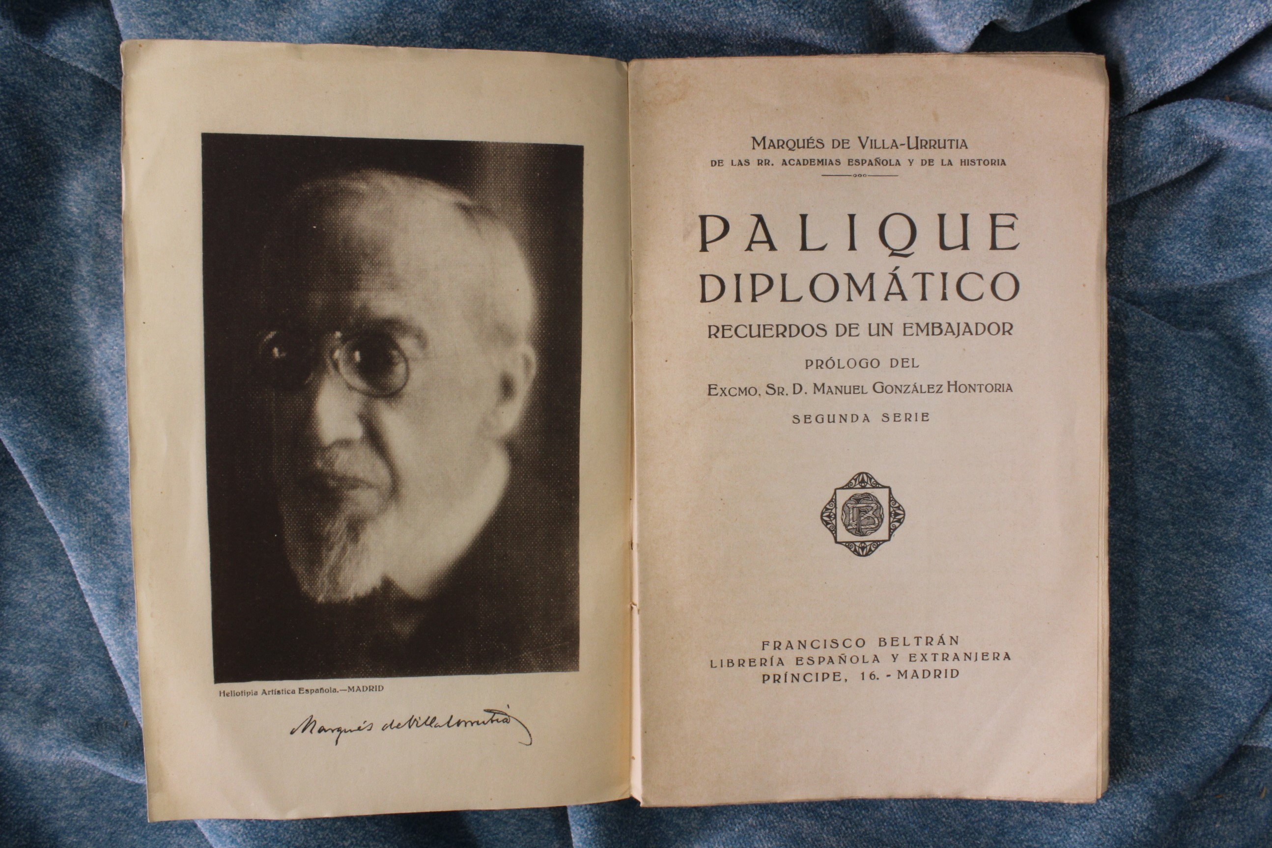 Libro Palique Diplomático. Dos tomos. 1928 (t)