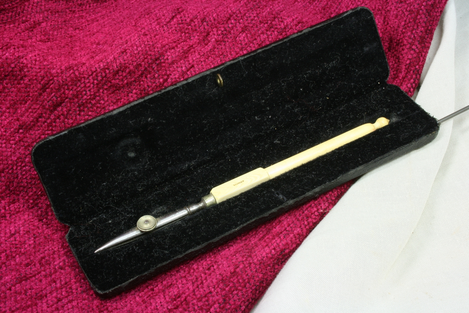 Antiques of ruling pen with stanley box