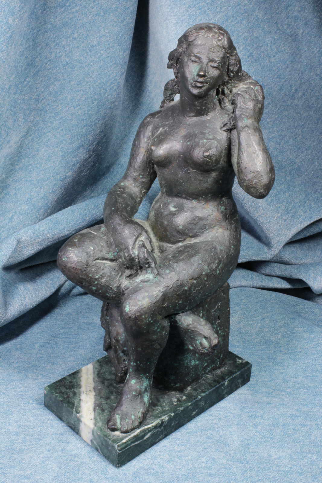 Antiques of bronze woman leaving the bathroom octavio vicent signed