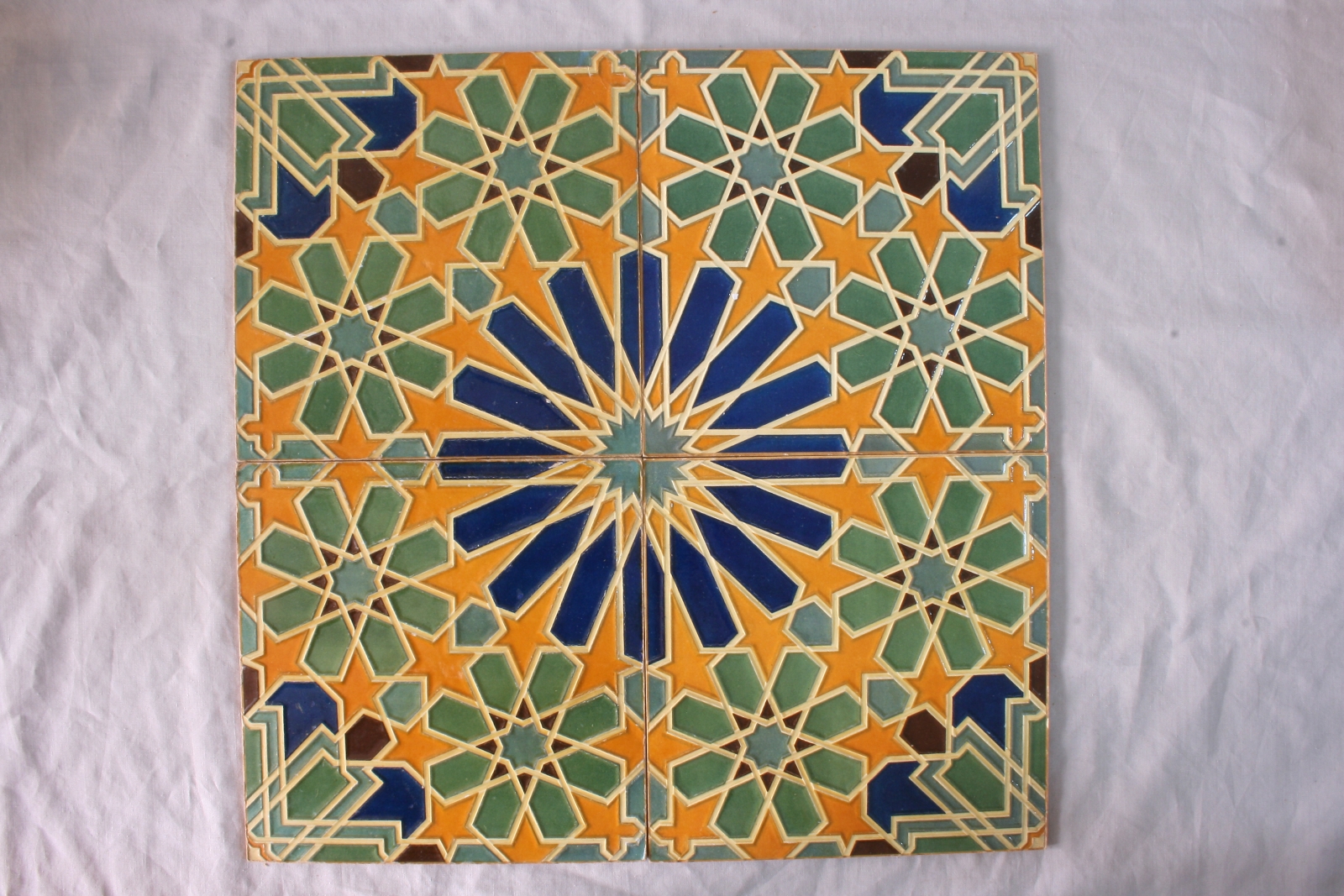 Antiques of hispano arab tiles papiermache hermenegildo miralles