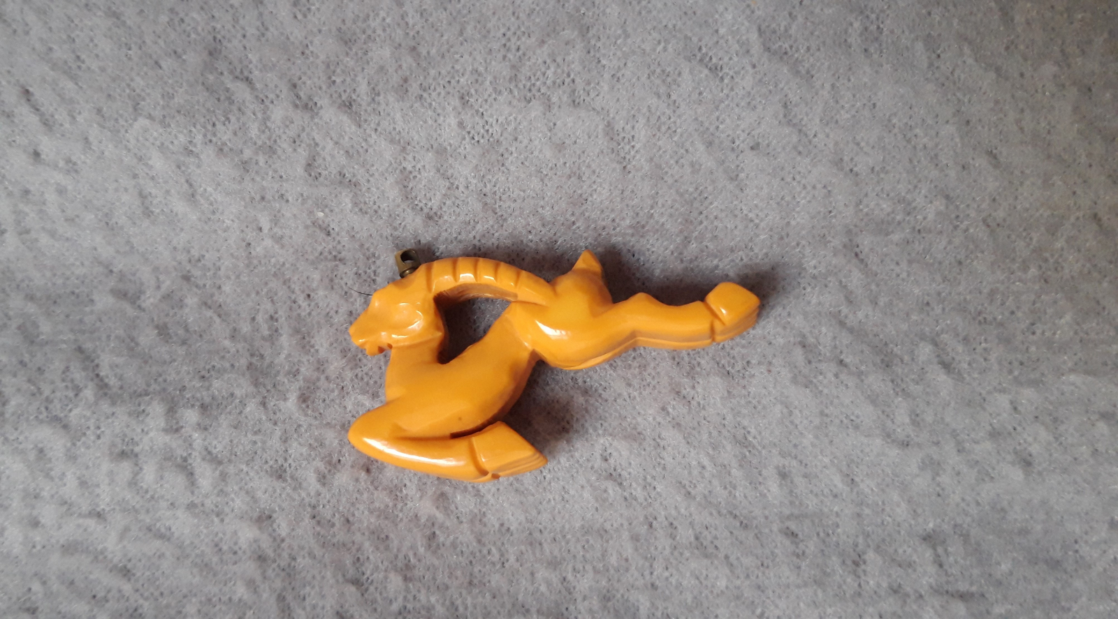 Antiques of mountain goat pendant plastic bakelite carving