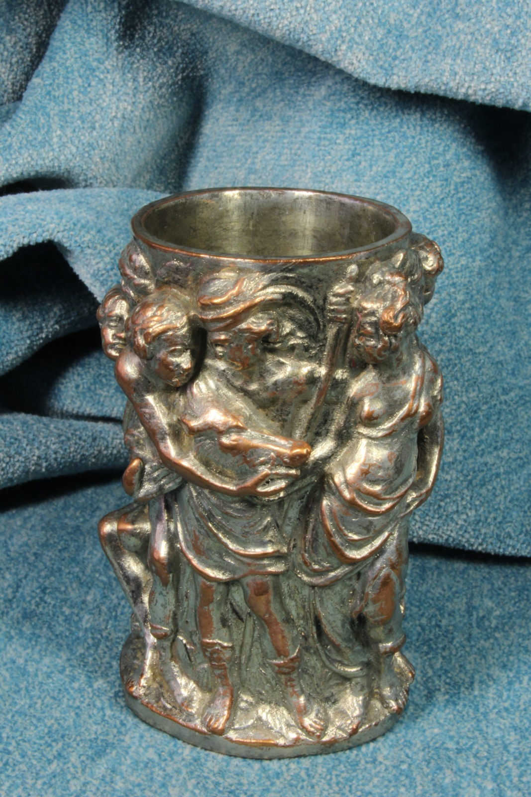 Antiques of mythological beaker pencilcase with relief