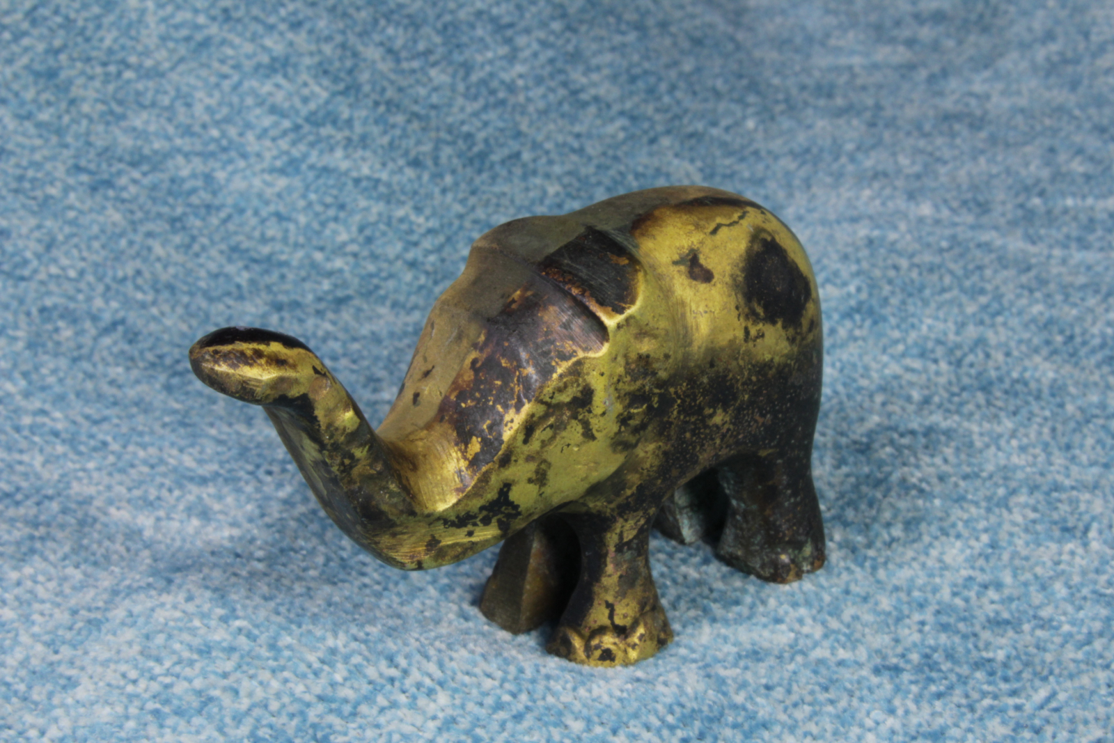 Antiques of bronze miniature african elephant figure