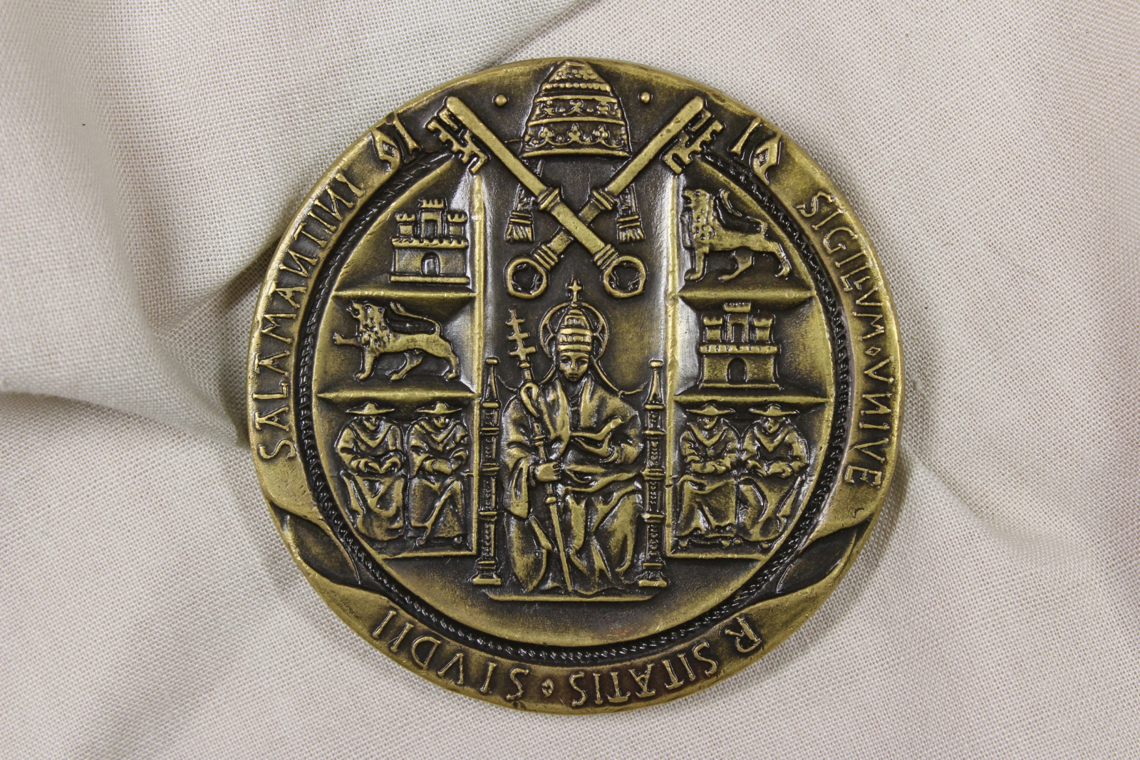 Antiques of salamanca university medal