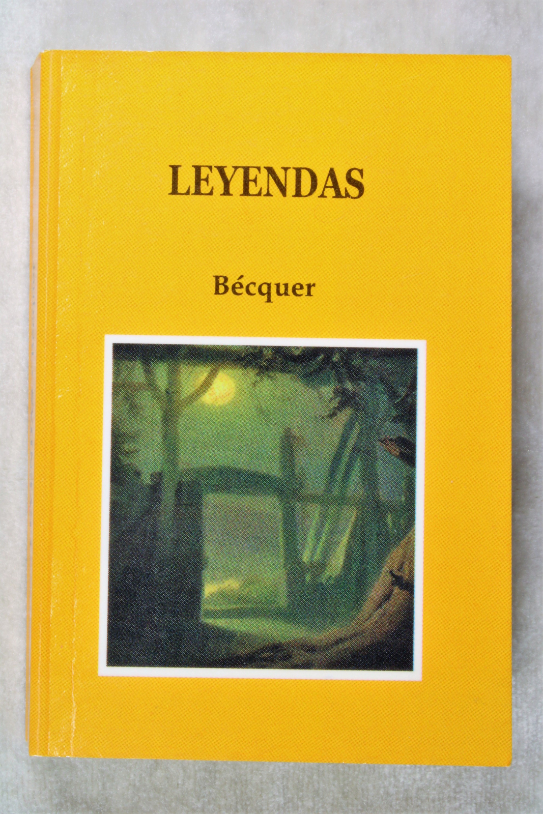 Antiguedades de libro miniatura leyendas de becquer