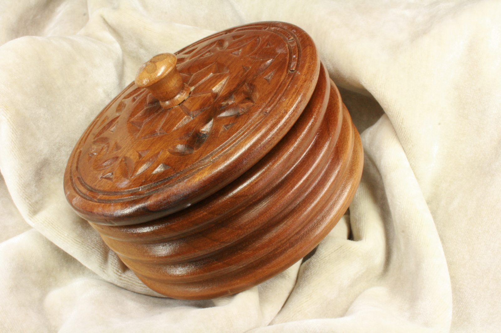 Antiques of round wooden box coasters