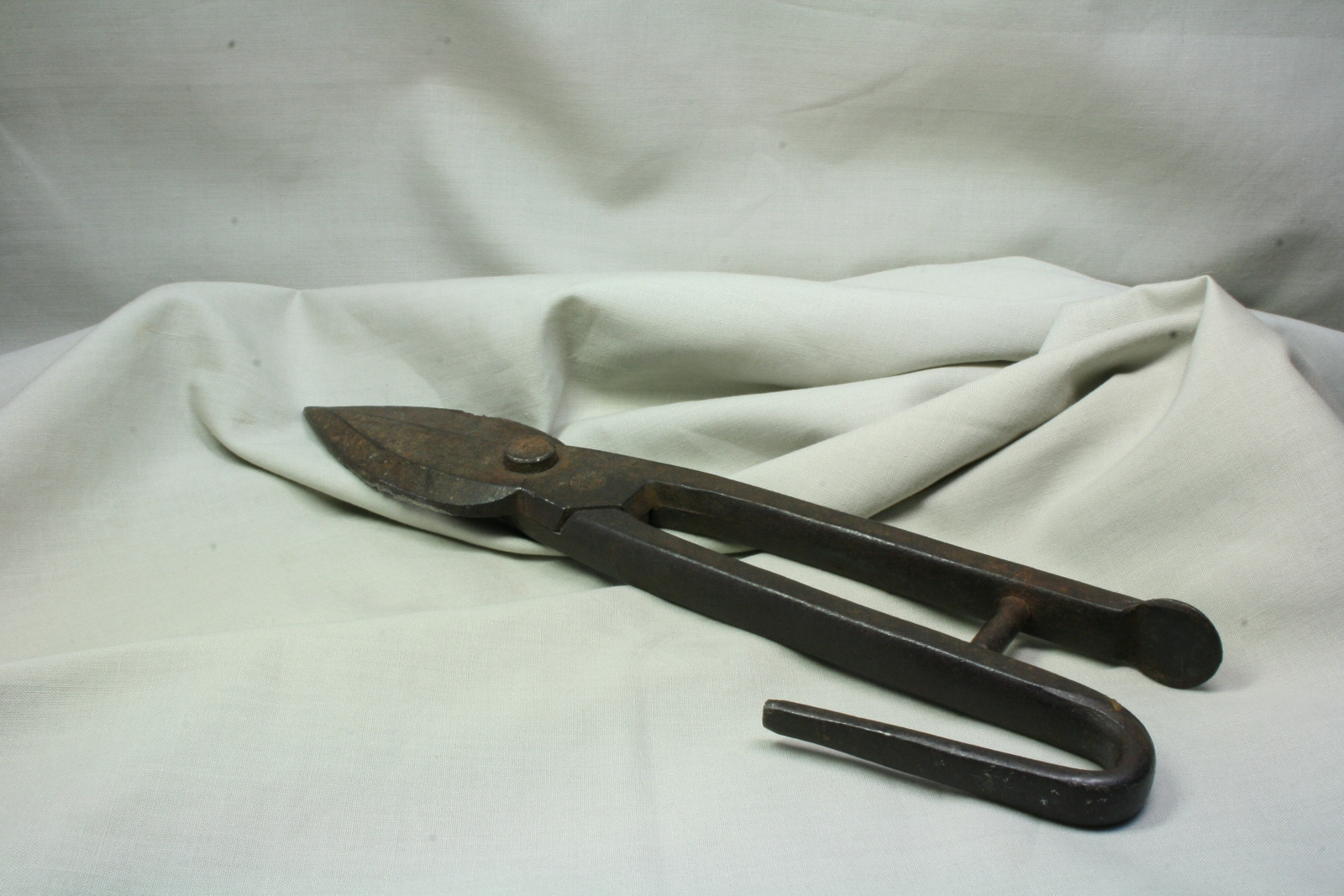 Antiques of scissors of iron shears