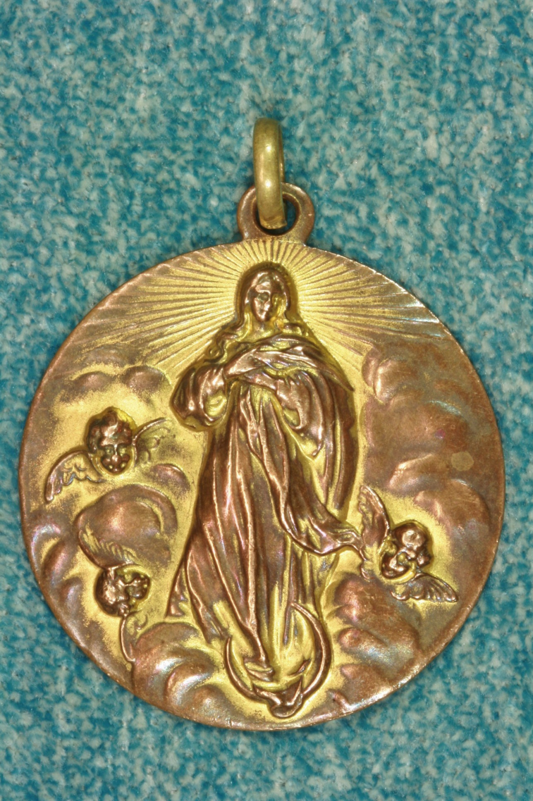 Antiguedades de medalla virgen inmaculada laton