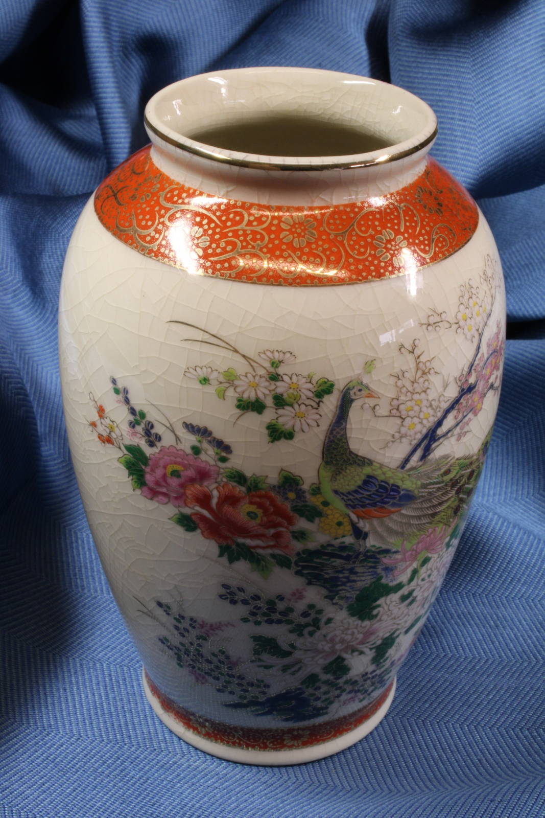 Antiques of glazed japanese style vase