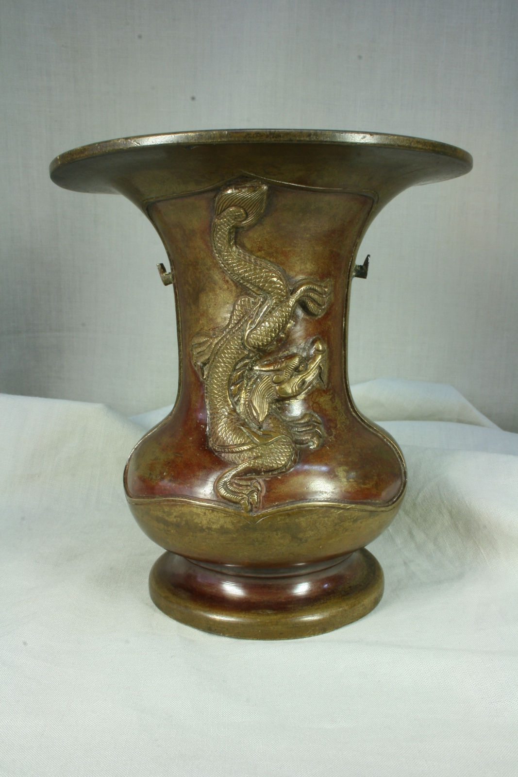 Antiques of japanese vase phoenix bird seal