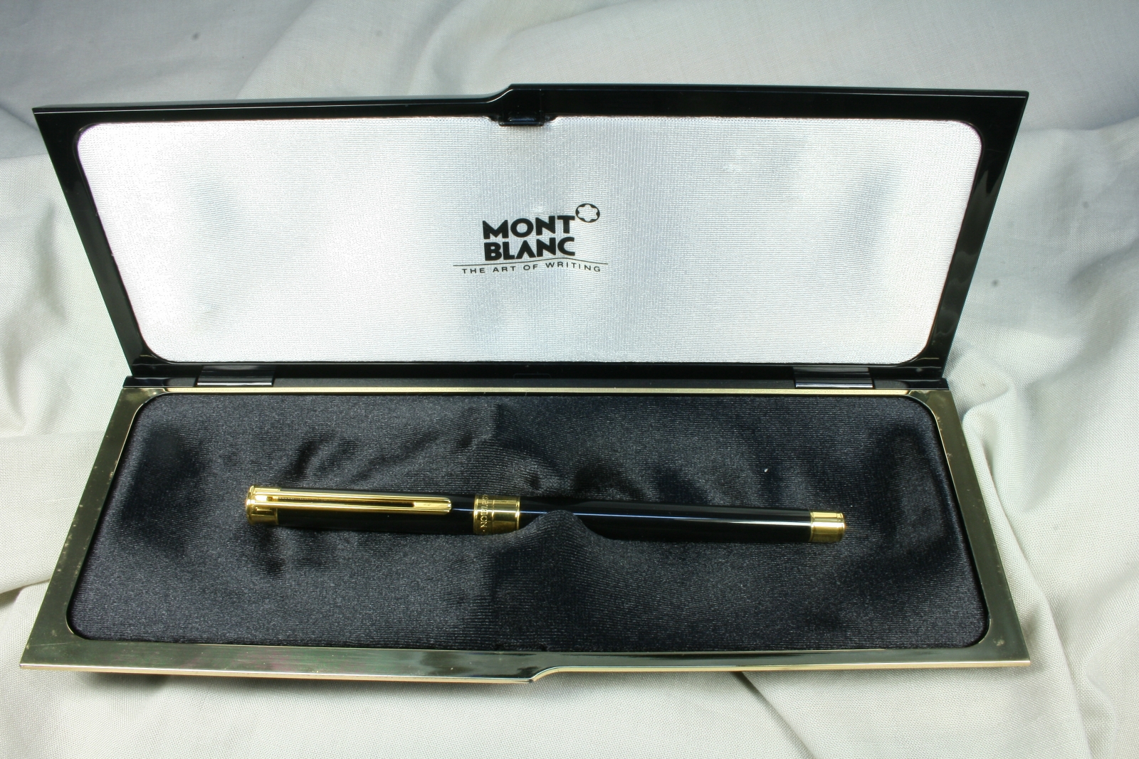 Antiques of noblesse montblanc pen limited edition