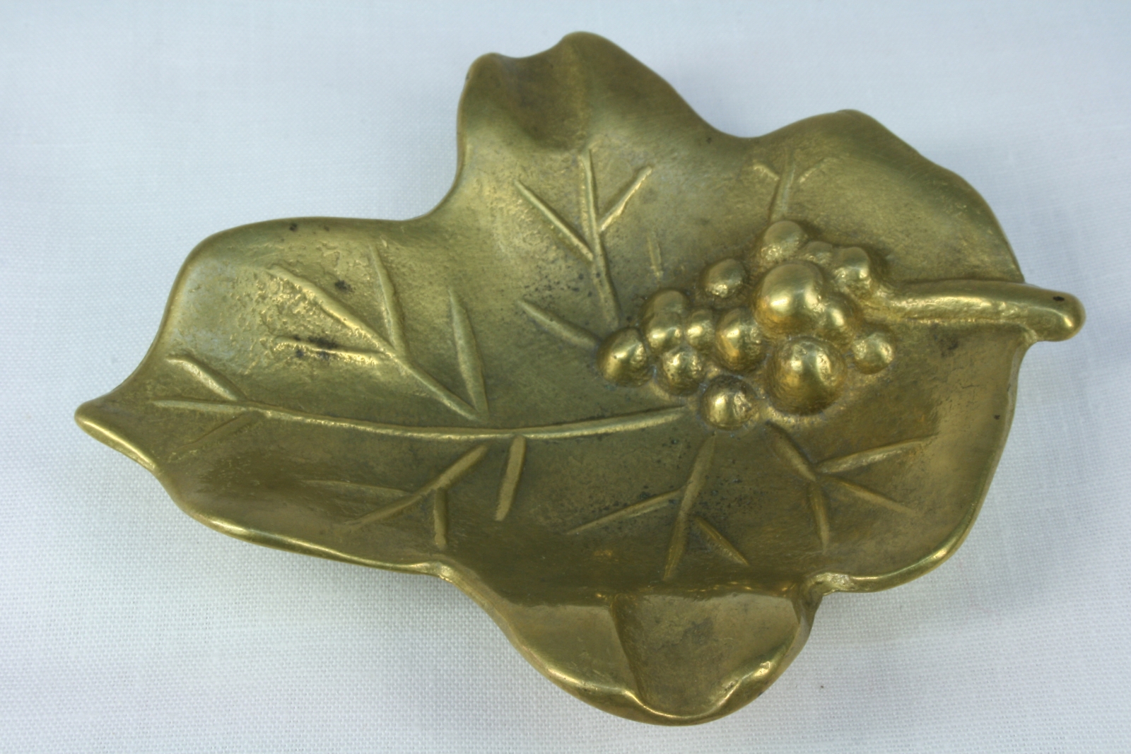 Antiques of leafshaped ashtray decor ashes