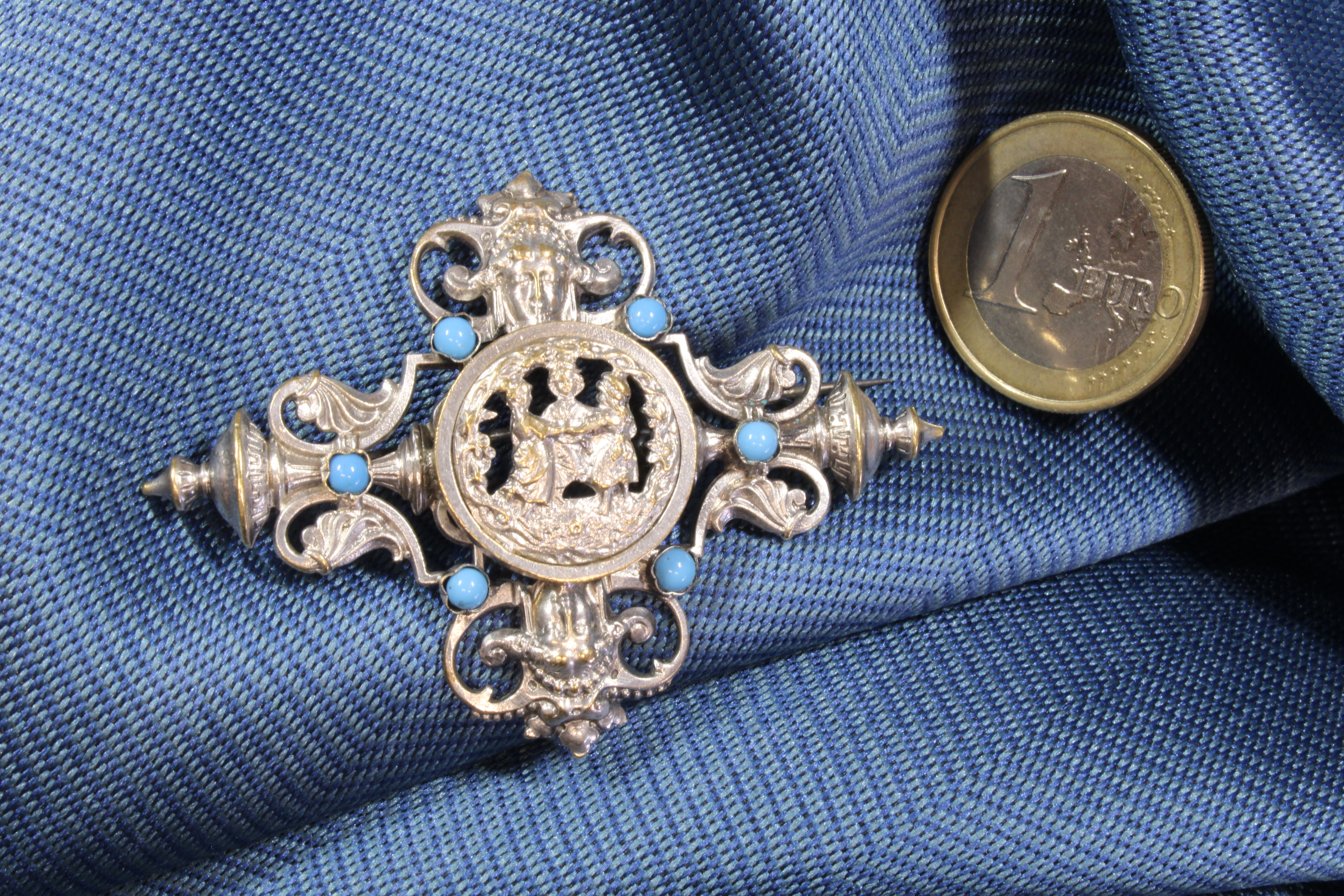 BROCHE MODERNISTA. SXIX