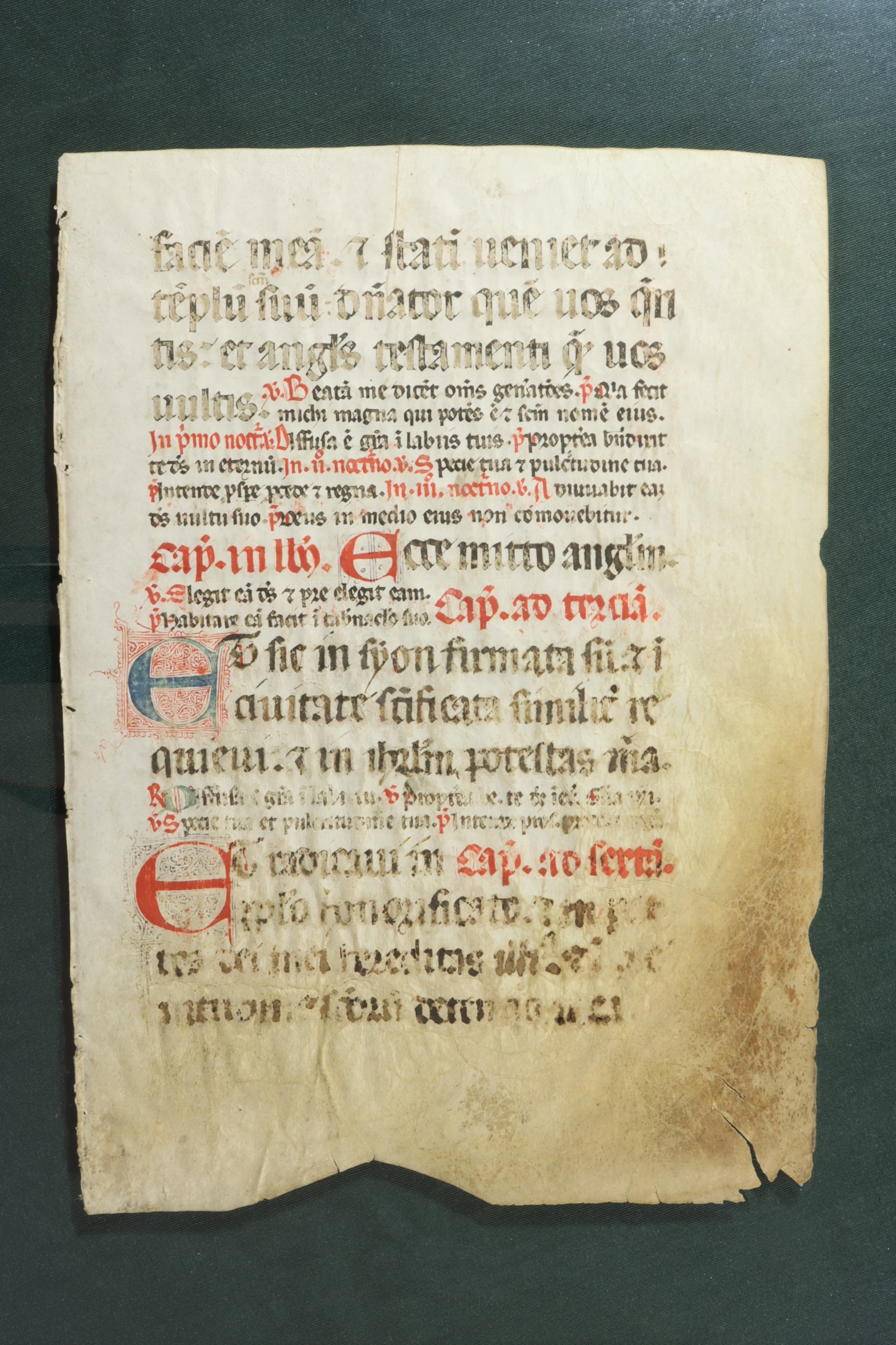 HOJA DE PERGAMINO MANUSCRITO 2. S.XV (t)