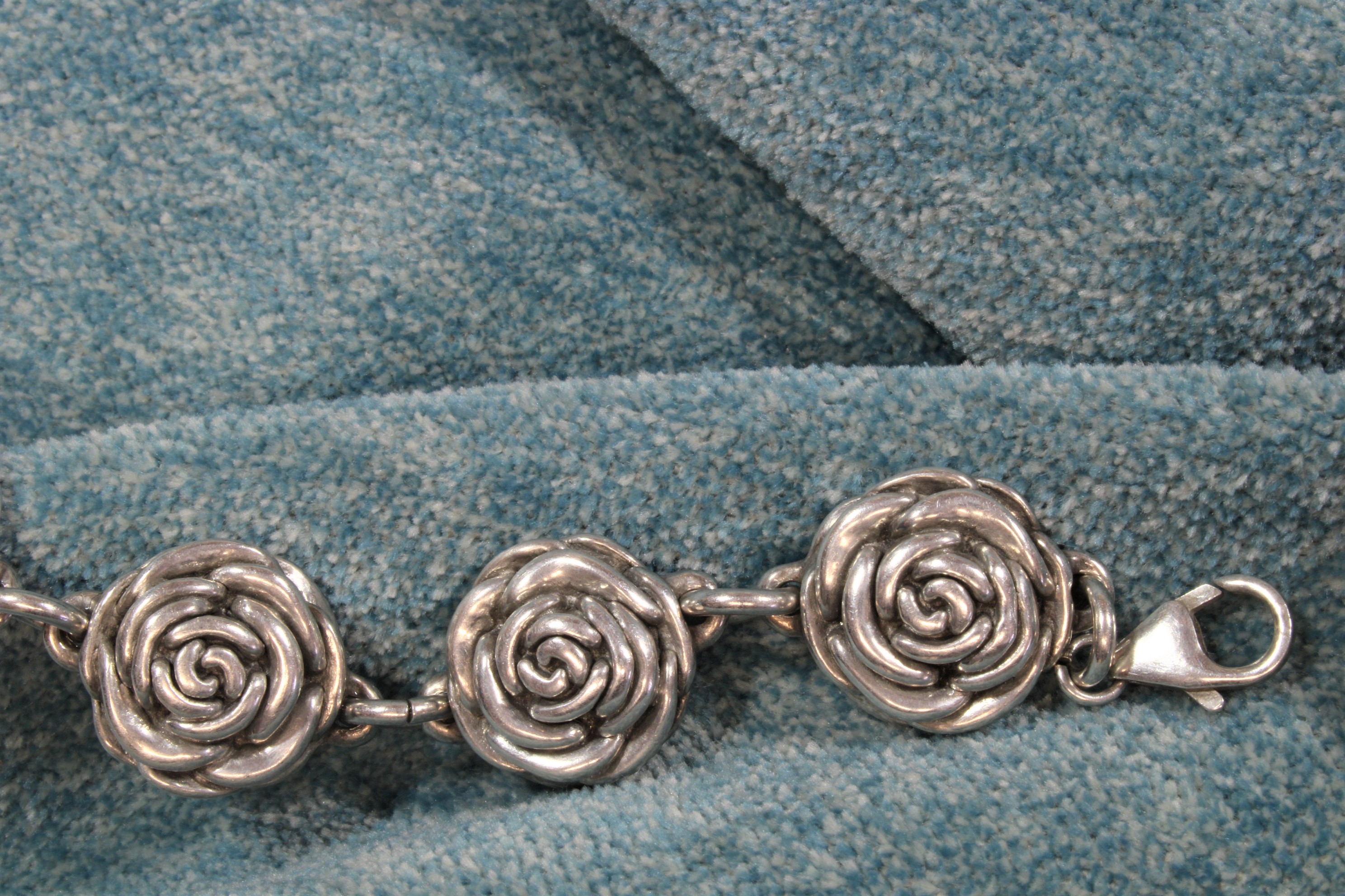 Pulsera rosas de plata