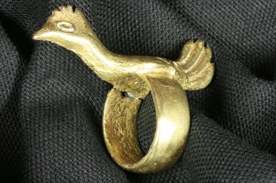 Antiques of bronze cock ring