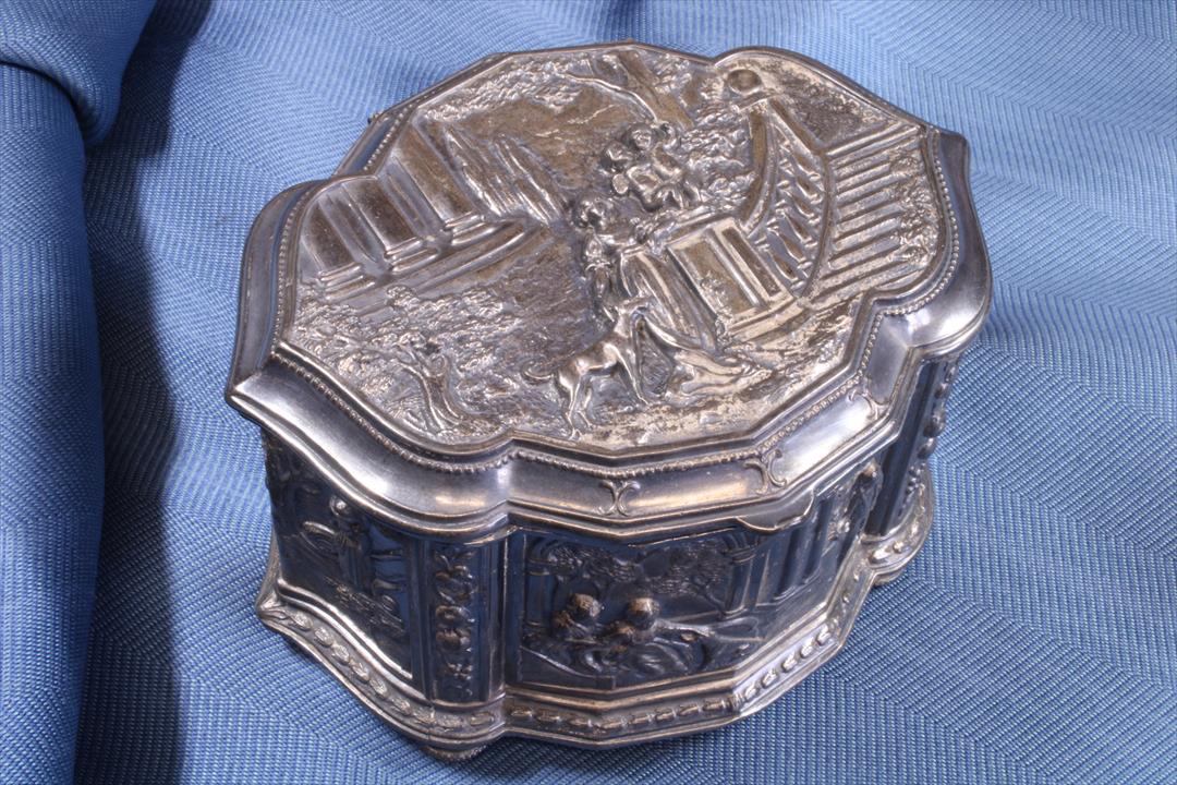 Antiques of metal jewellery box with reliefs jb