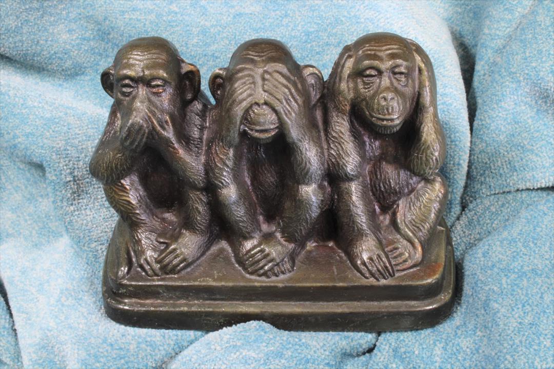 Antiques of sculpture three wise monkeys large size signed