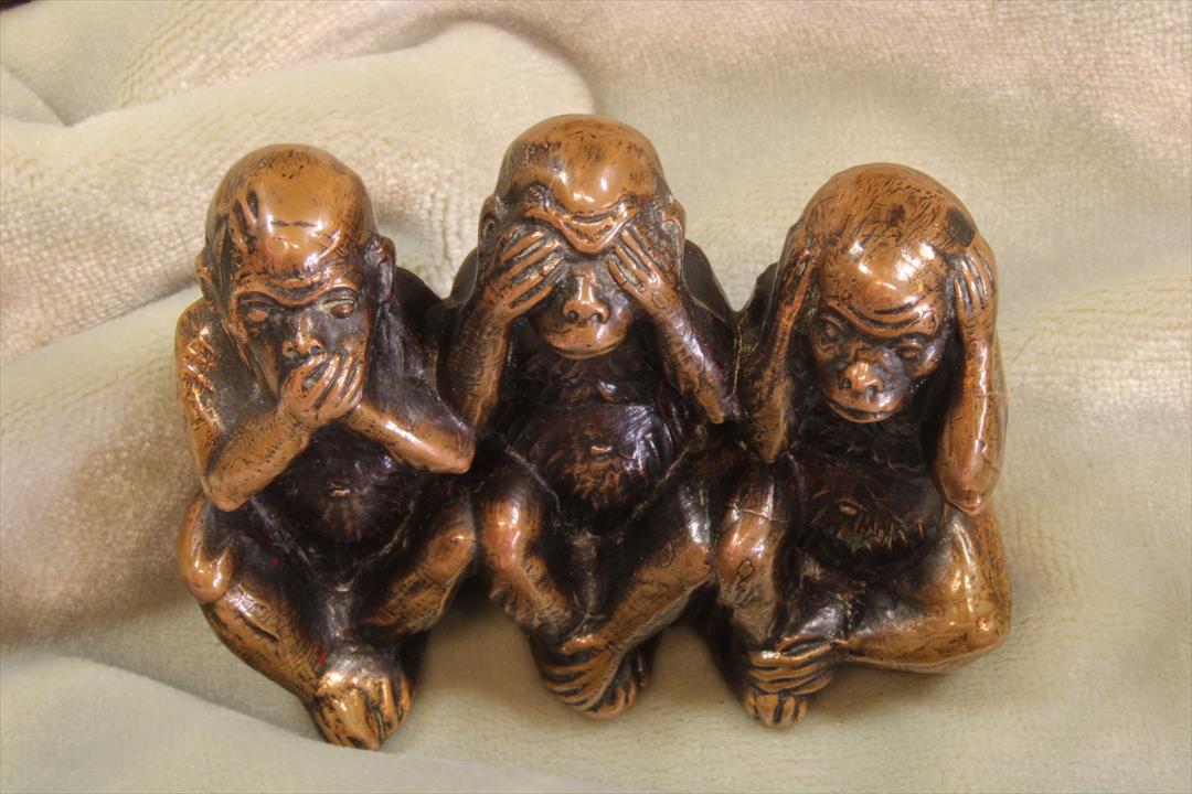 Antiques of sculpture three wise monkeys silver plated zamak