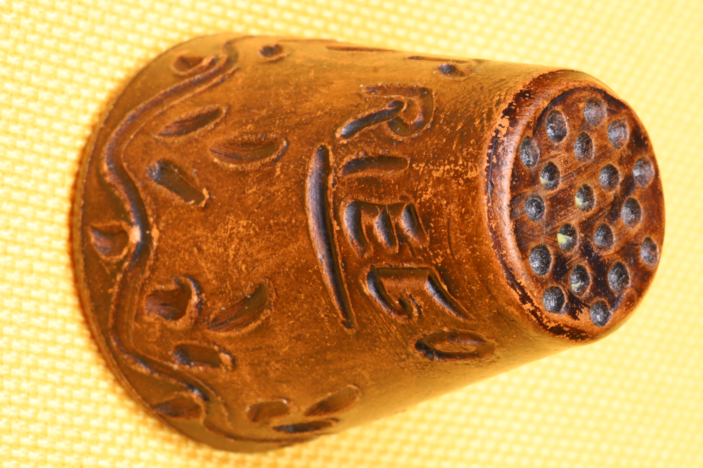 Antiques of priego ceramic thimble souvenir current