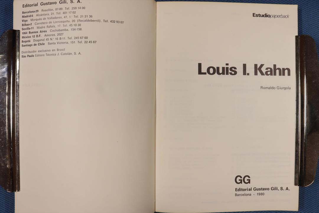 LIBRO ESTUDIO PAPERBACK. LOUIS I. KAHN. 1980 (t)