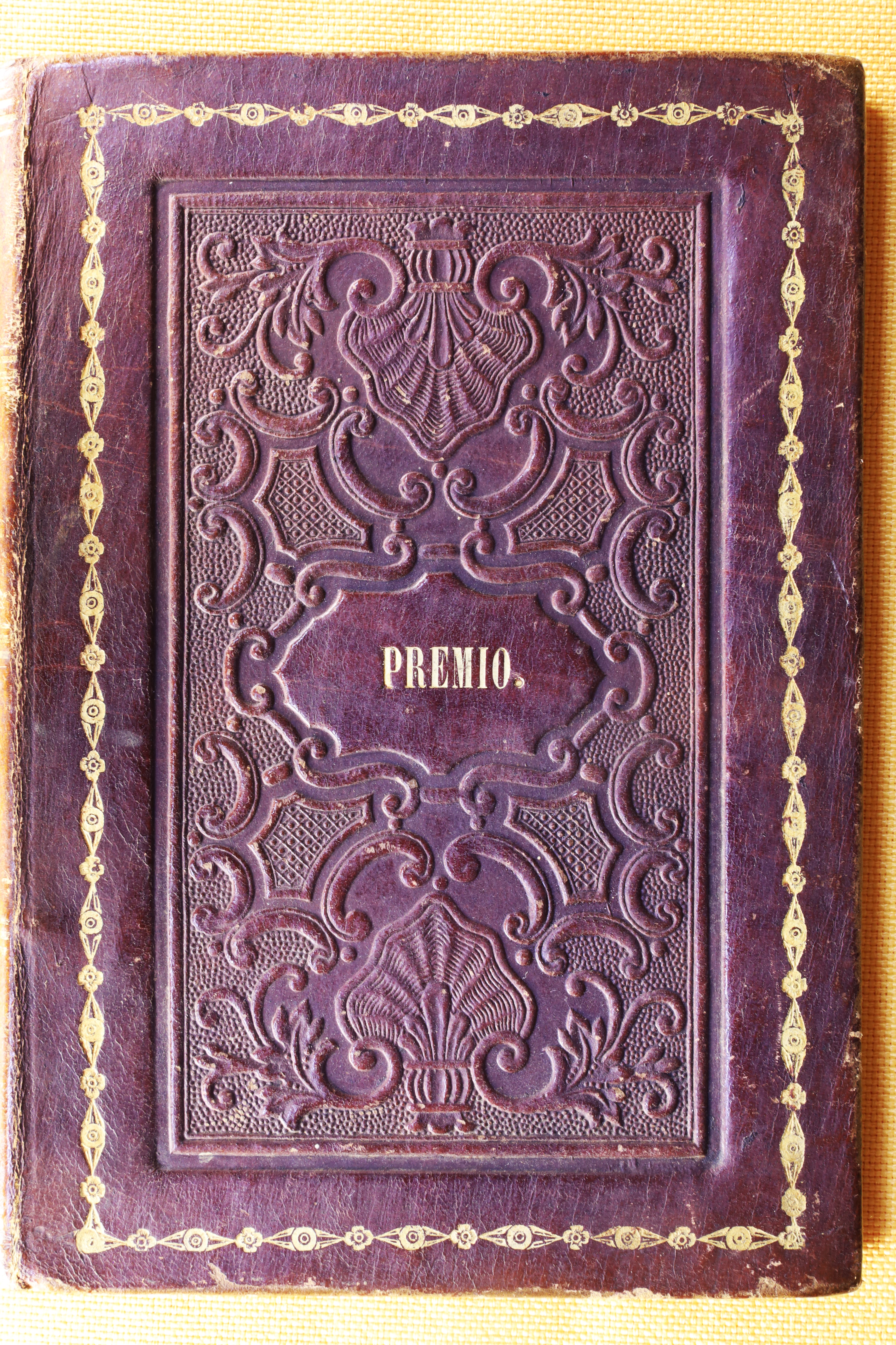 Antiques of prize book reading notebooks for the use of schools