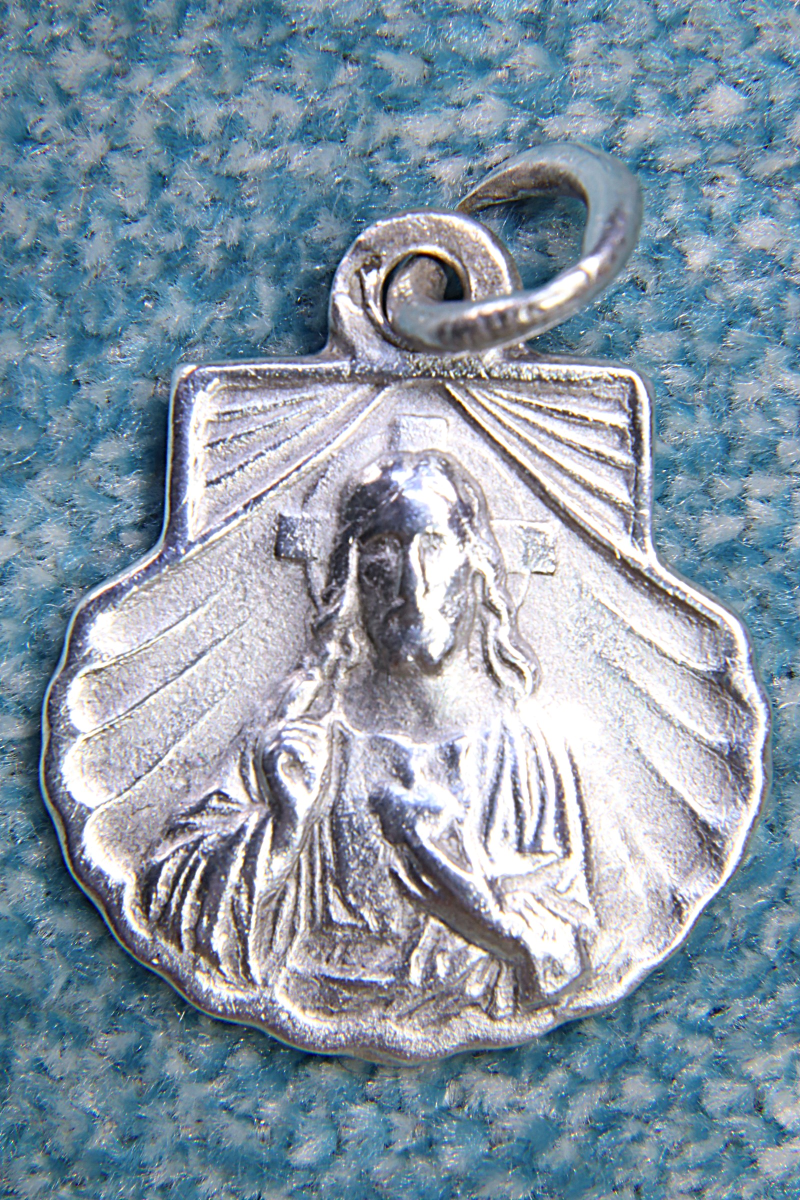 Antiques of medal sacred heart shell silver