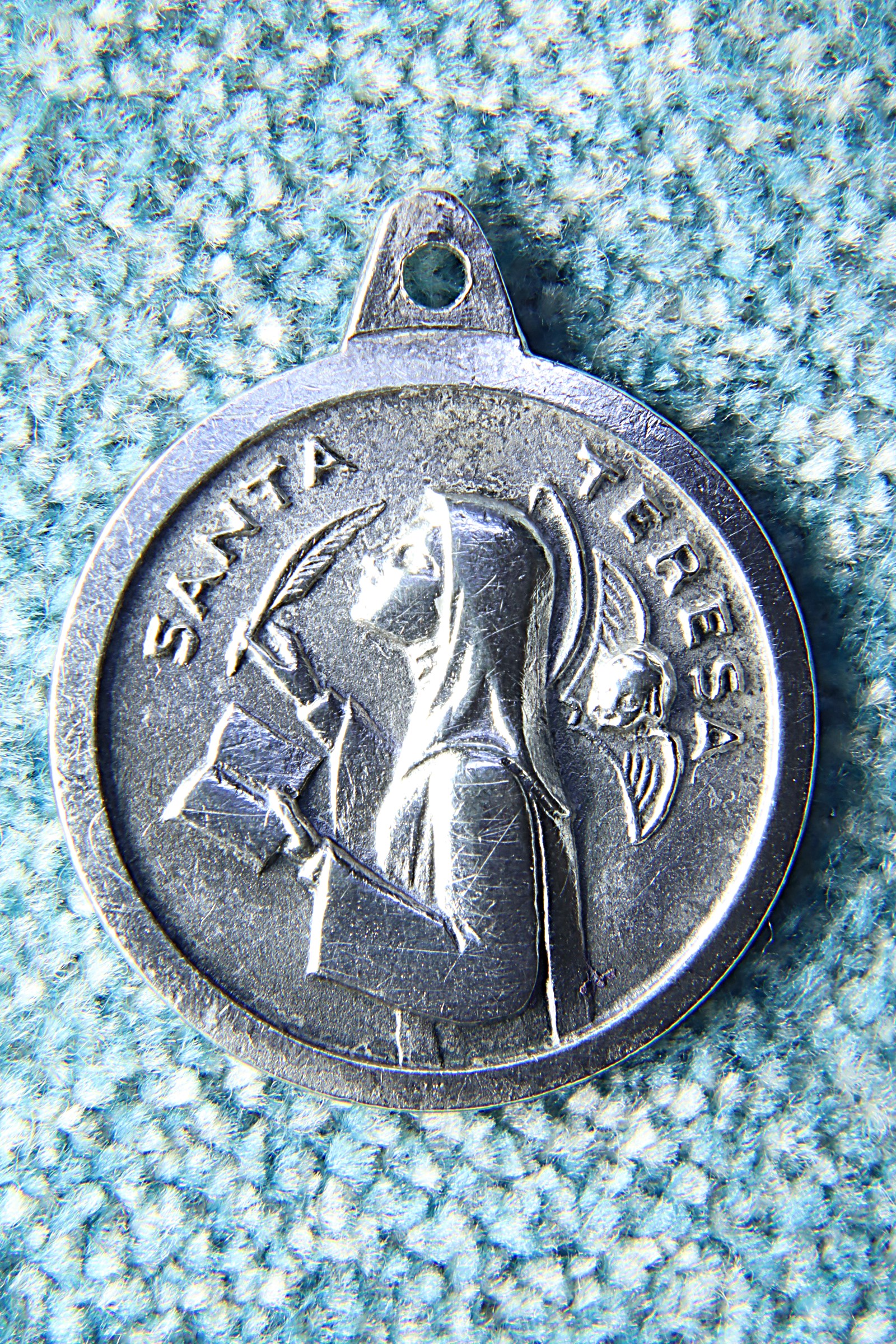 MEDALLA SANTA TERESA DE JESÚS. PLATA.