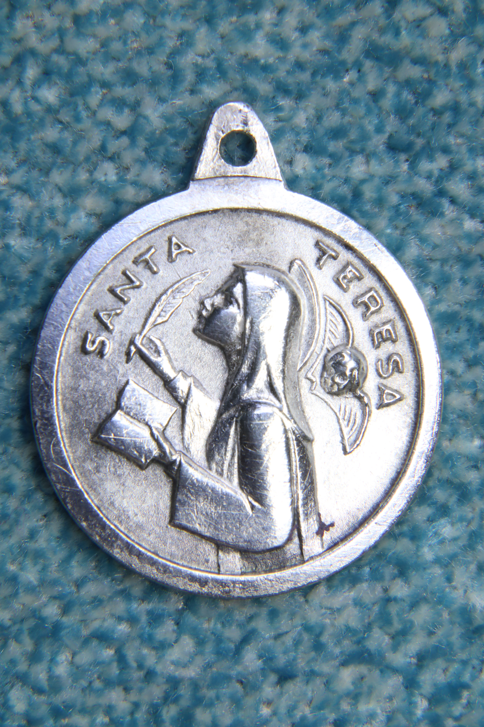 Antiques of medal saint teresa of jesus silver