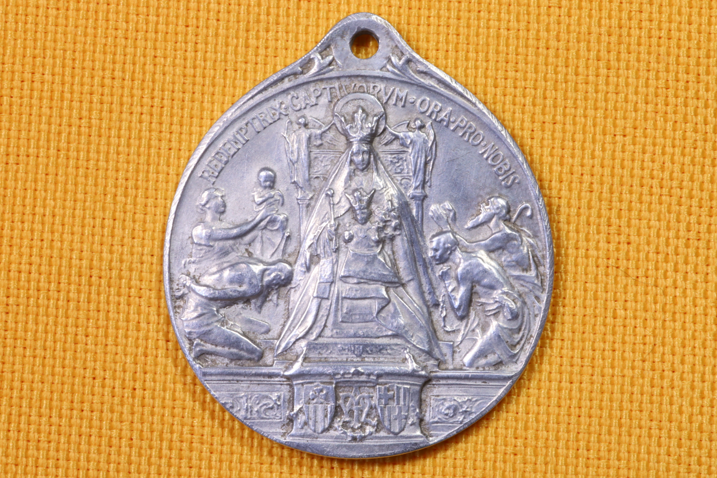 MEDALLA VIRGEN DE BARCELONA. VII CENTENARIO DEL DESCENSO. 1218-1918. (t)