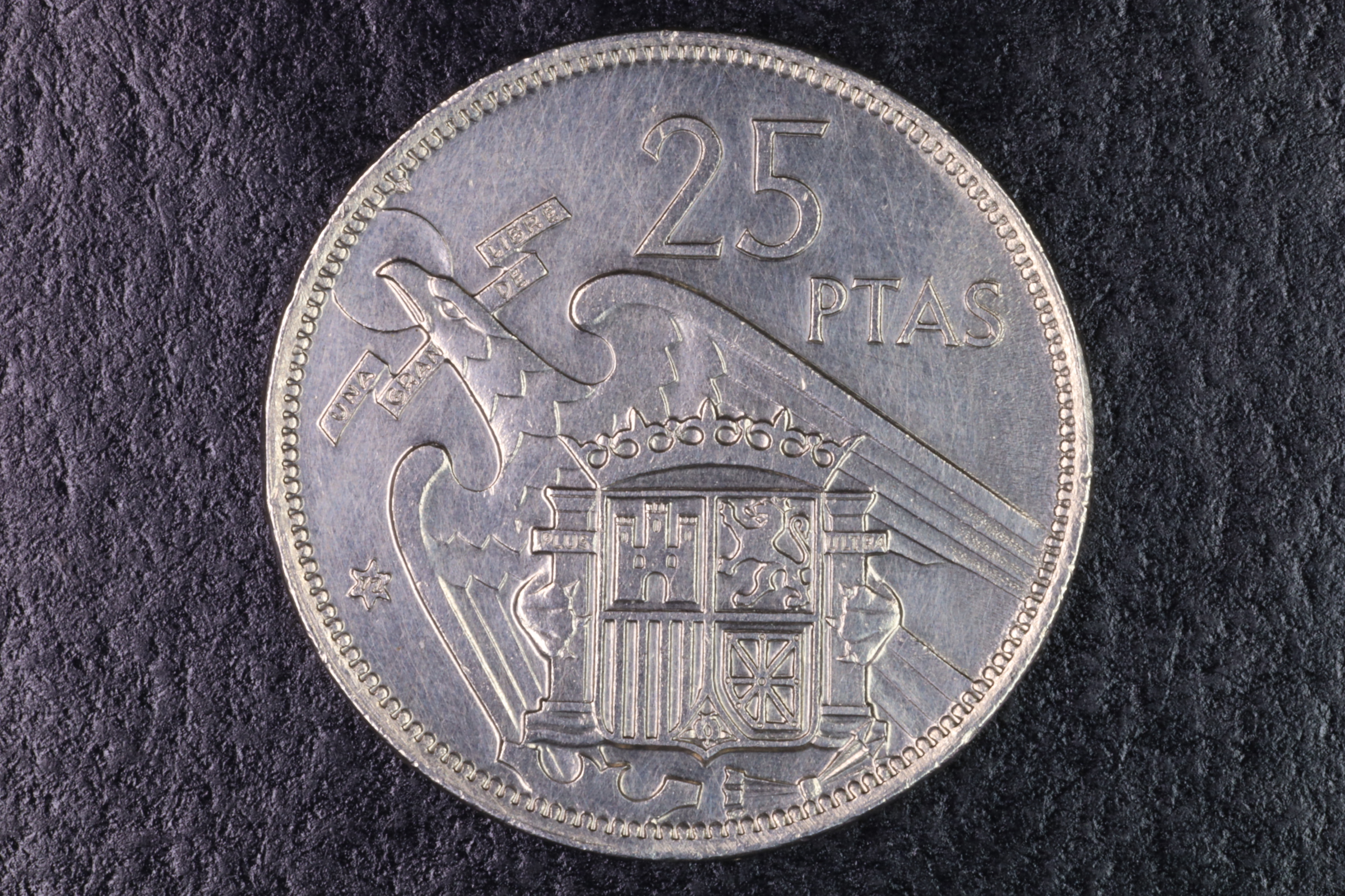 MONEDA FRANCO 25 PESETAS 1957 *72 - SC (t) 